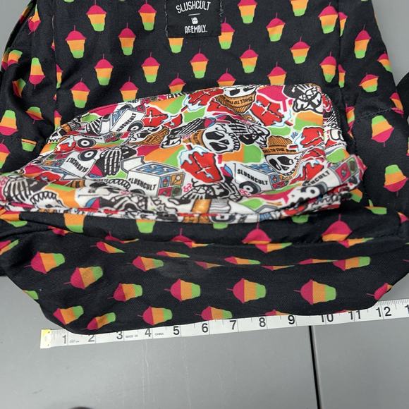 Slushcult AcEmbly Backpack Cupcake and Skulls - Picture 14 of 16